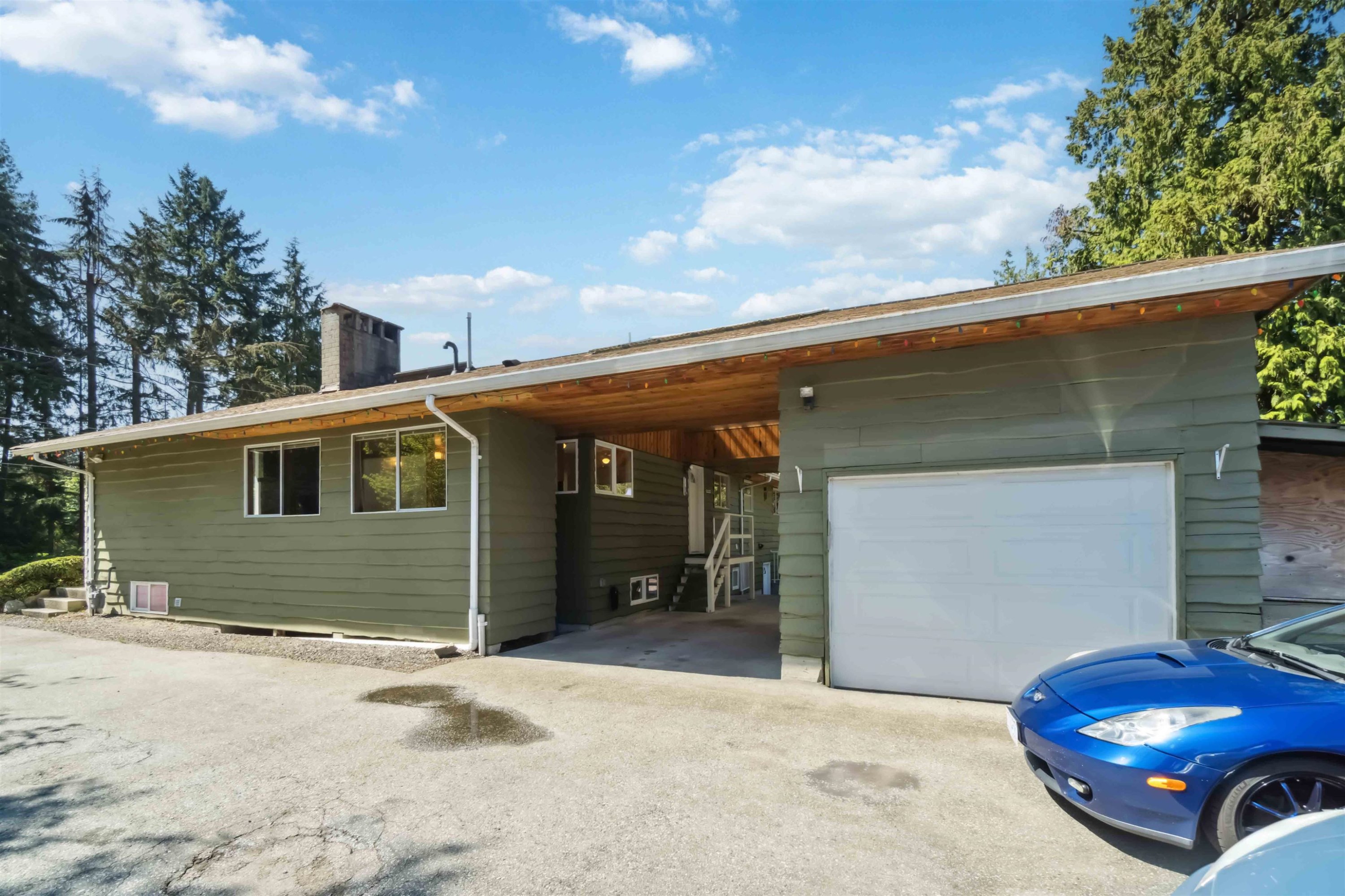 









805


Foster

Avenue,
Coquitlam,




BC
V3J 2L8

