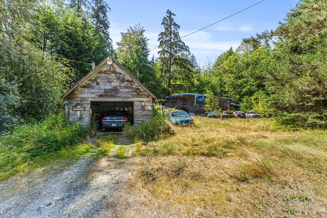 









11167


284th

Street,
Maple Ridge,




BC
V2W 1T9

