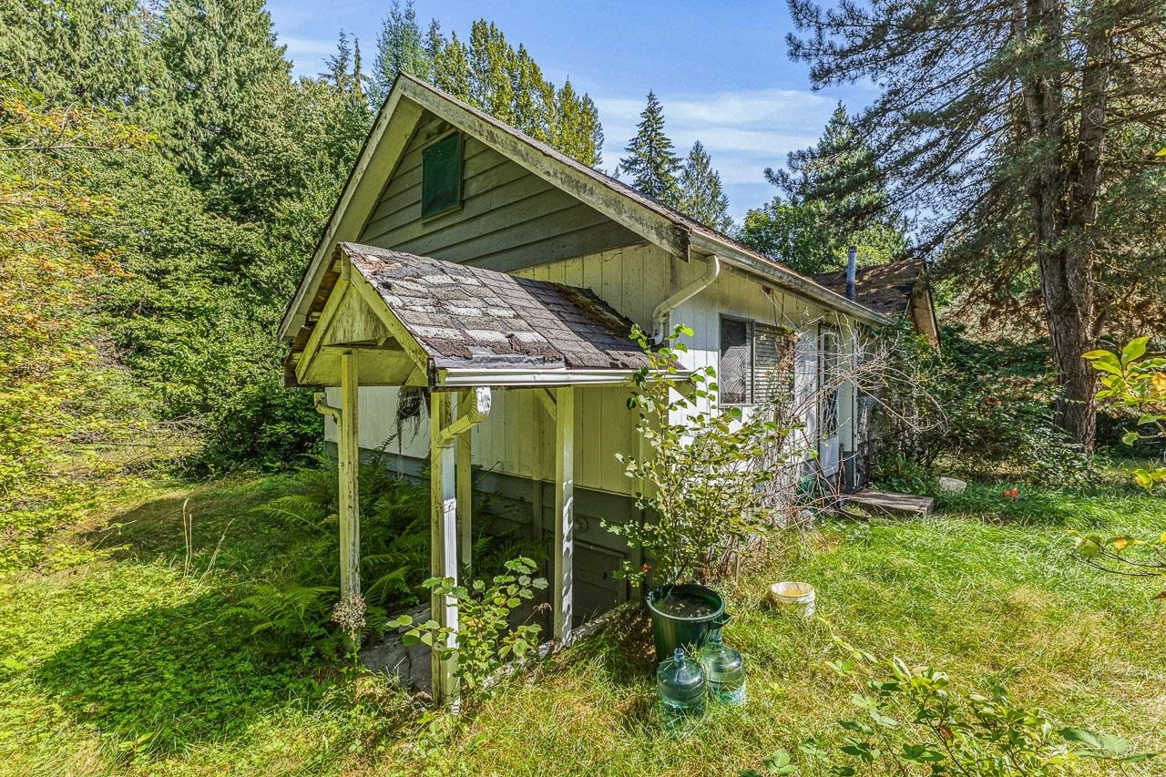 









11167


284th

Street,
Maple Ridge,




BC
V2W 1T9

