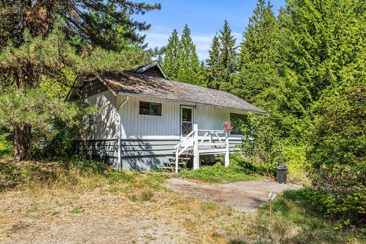 









11167


284th

Street,
Maple Ridge,




BC
V2W 1T9

