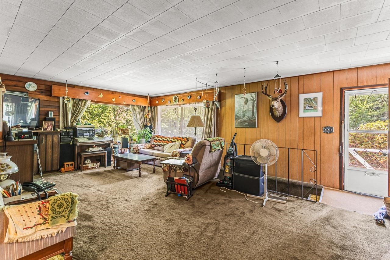 









11167


284th

Street,
Maple Ridge,




BC
V2W 1T9

