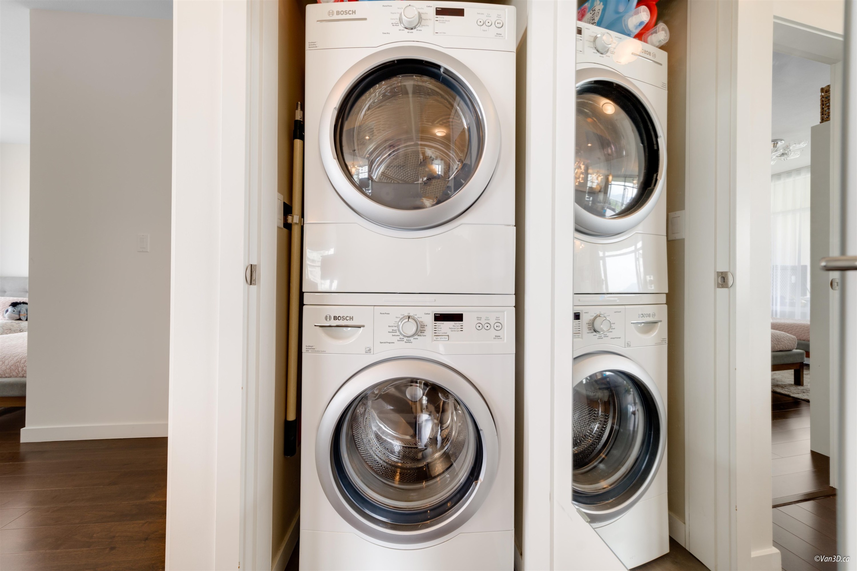 









6168


Wilson

Avenue, 1302,
Burnaby,




BC
V5H 0B2

