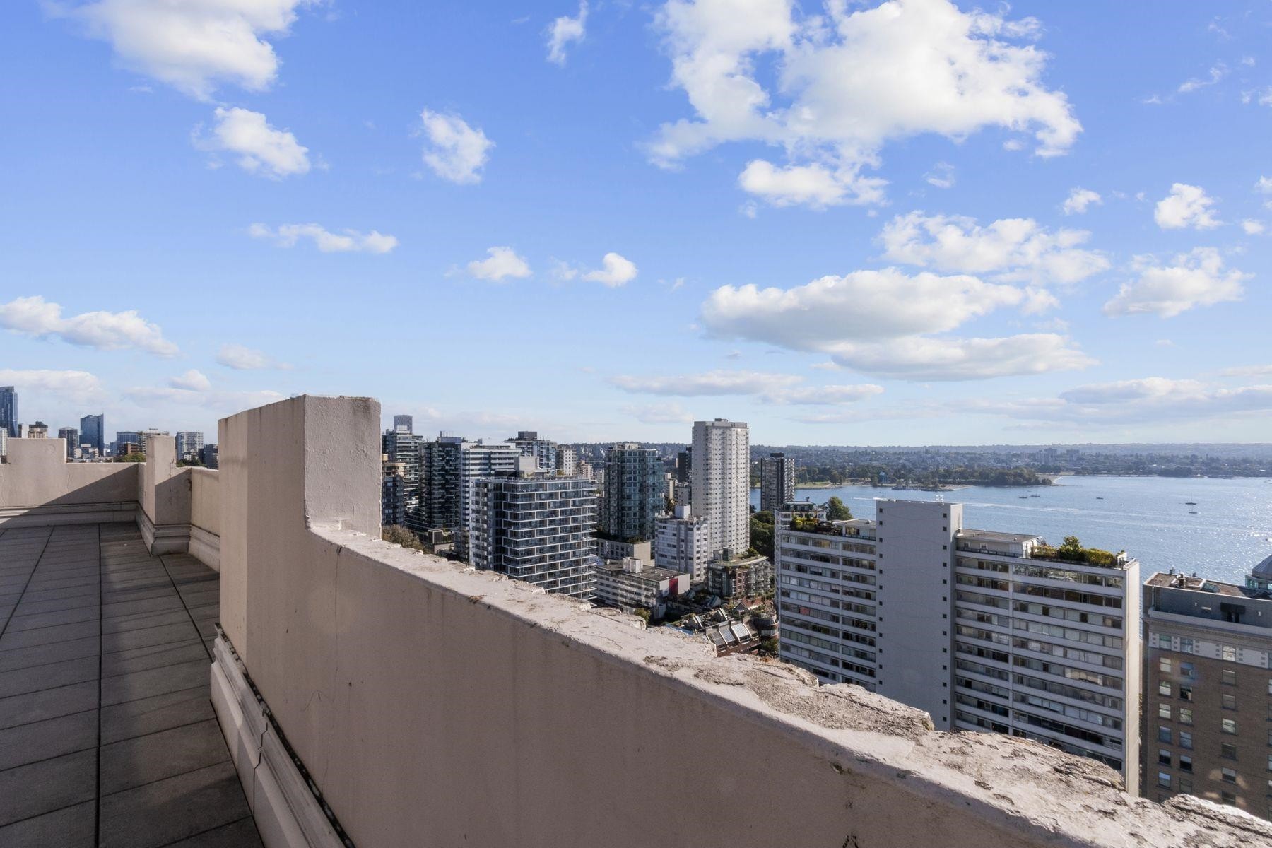 









1850


Comox

Street, 1006,
Vancouver,




BC
V6G 1R3

