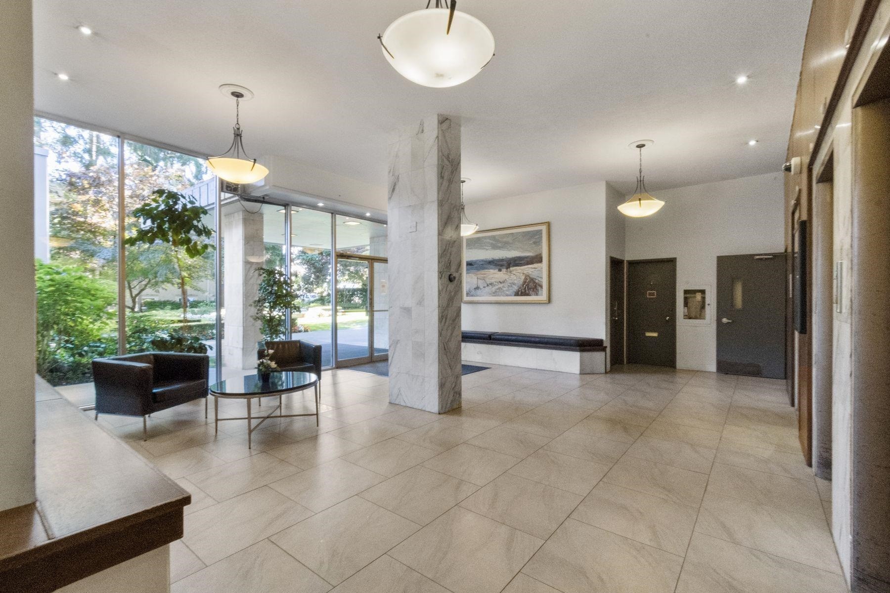 









1850


Comox

Street, 1006,
Vancouver,




BC
V6G 1R3

