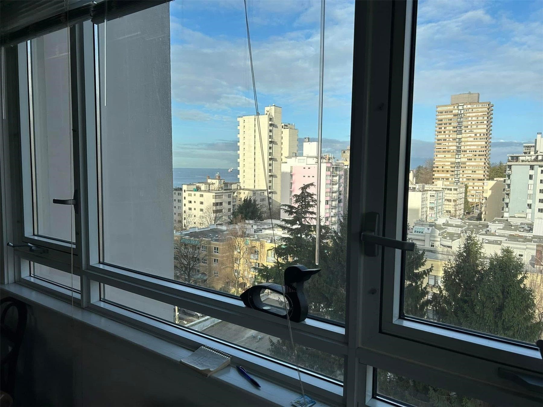 









1850


Comox

Street, 1006,
Vancouver,




BC
V6G 1R3


