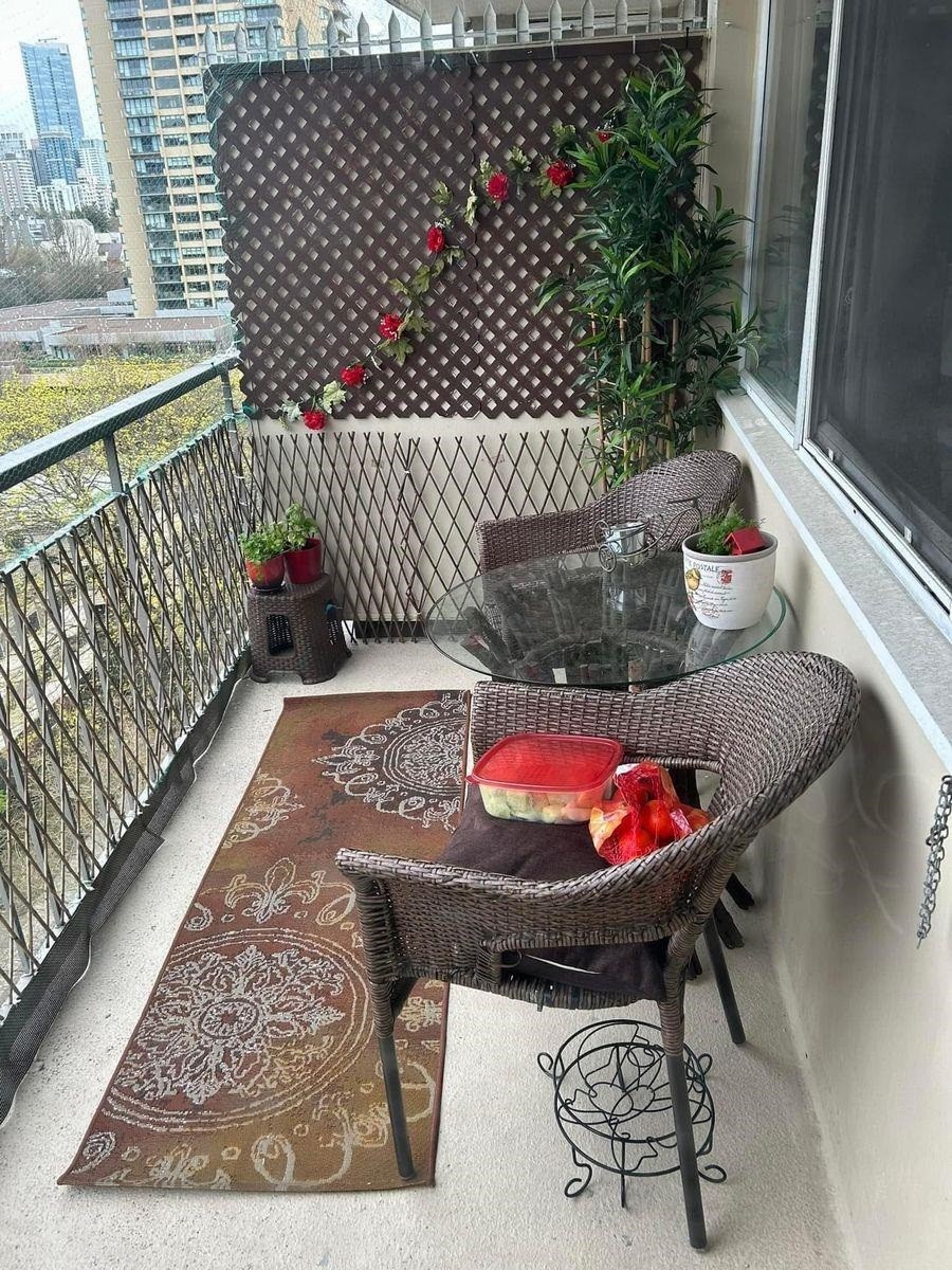









1850


Comox

Street, 1006,
Vancouver,




BC
V6G 1R3

