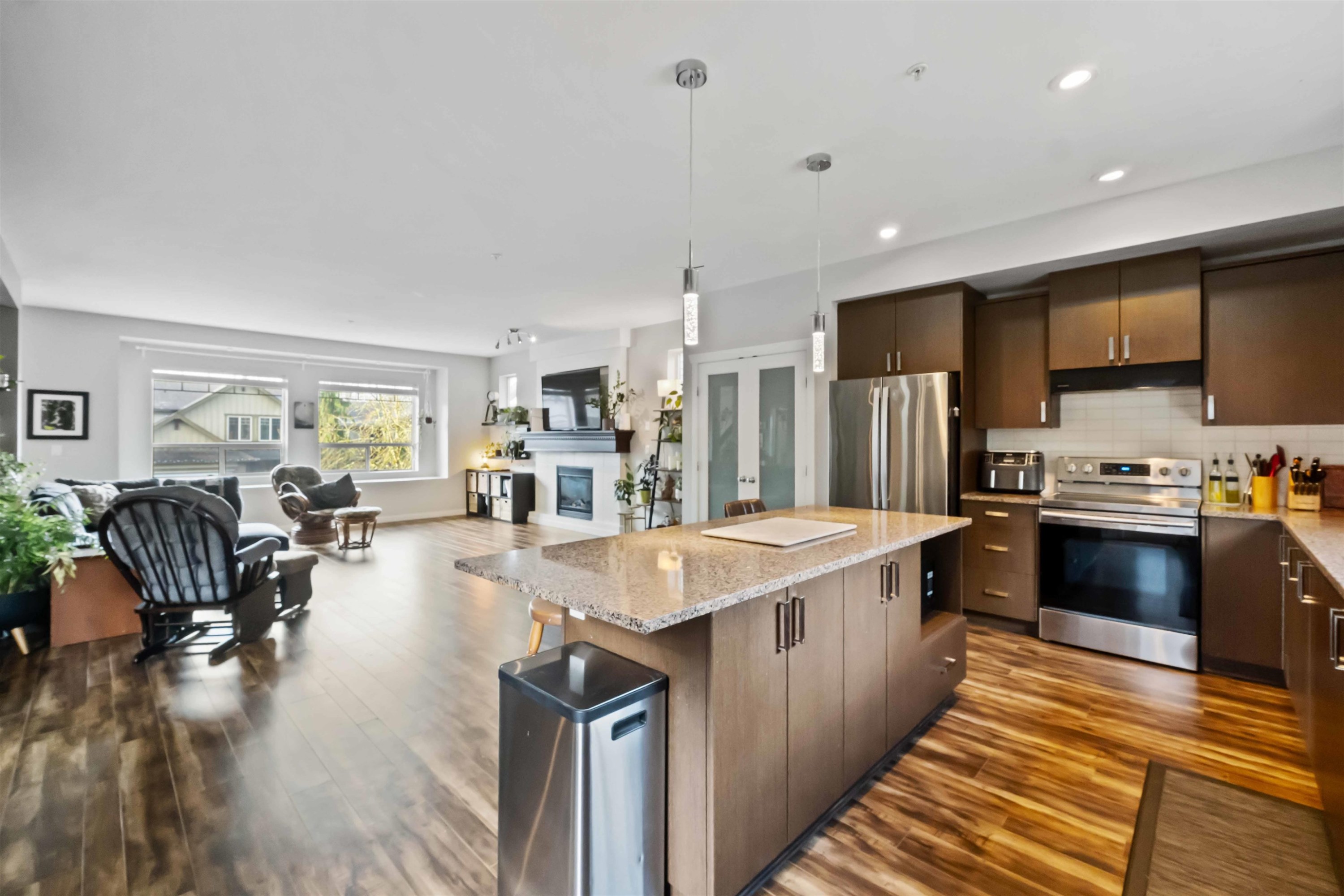 









10750


Beecham

Place,
Maple Ridge,




BC
V2W 0E9

