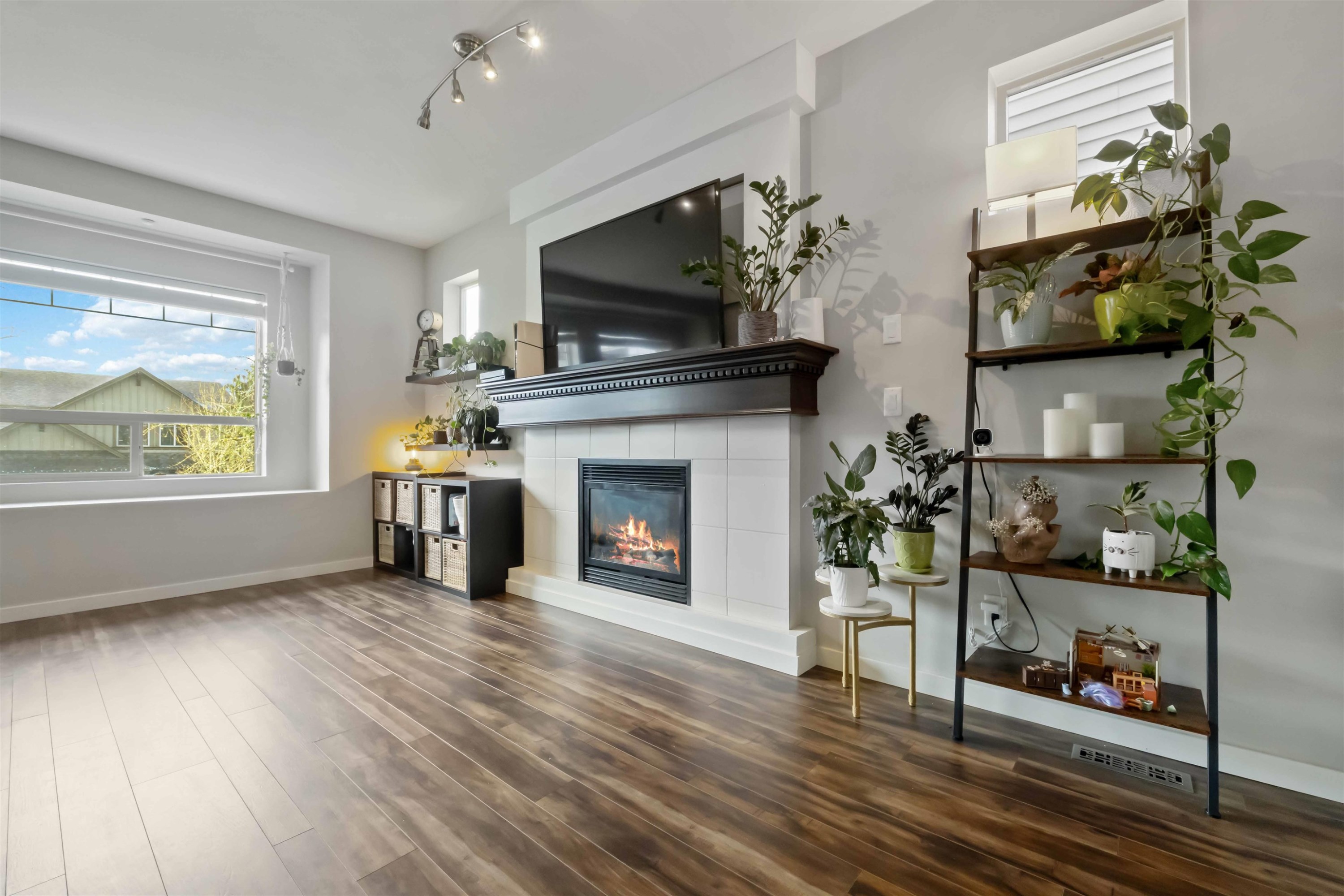 









10750


Beecham

Place,
Maple Ridge,




BC
V2W 0E9

