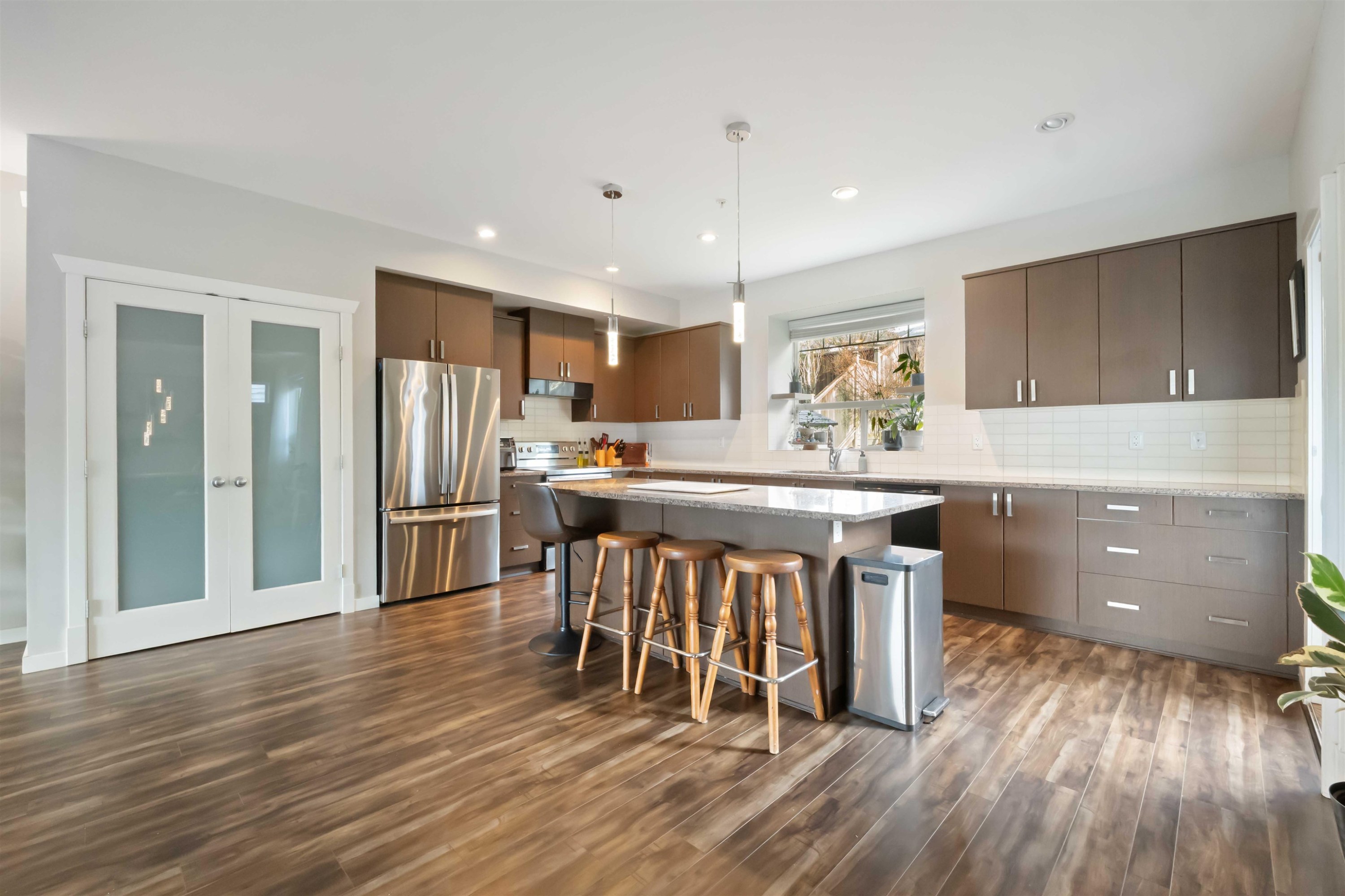 









10750


Beecham

Place,
Maple Ridge,




BC
V2W 0E9

