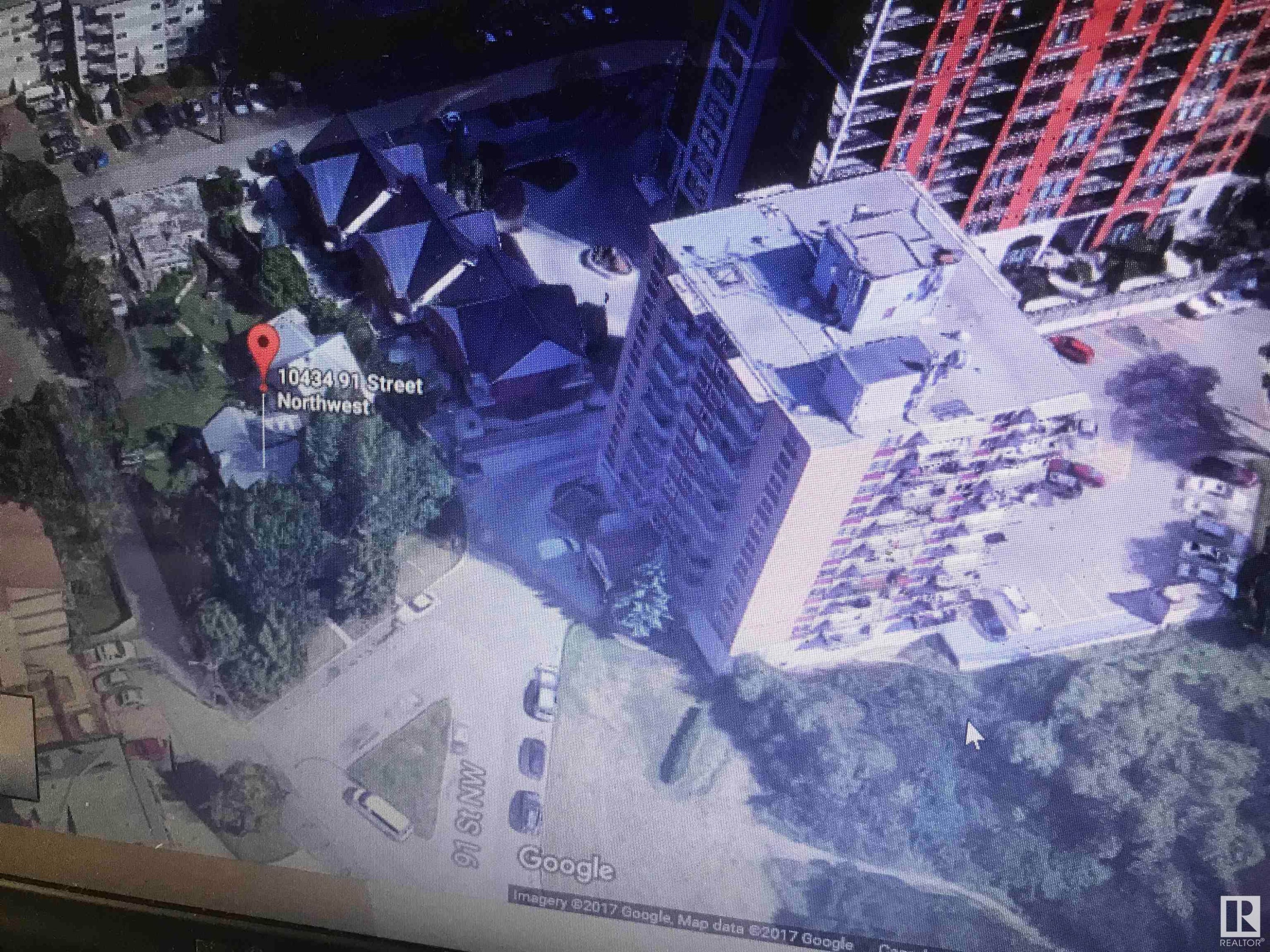 












10434 & 10438 91 Street

,
Edmonton,




AB
T5H 1S6

