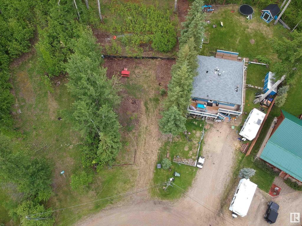 












17 HILLSIDE Crescent

,
Rural Lac Ste. Anne County,







AB
T0E 0A0

