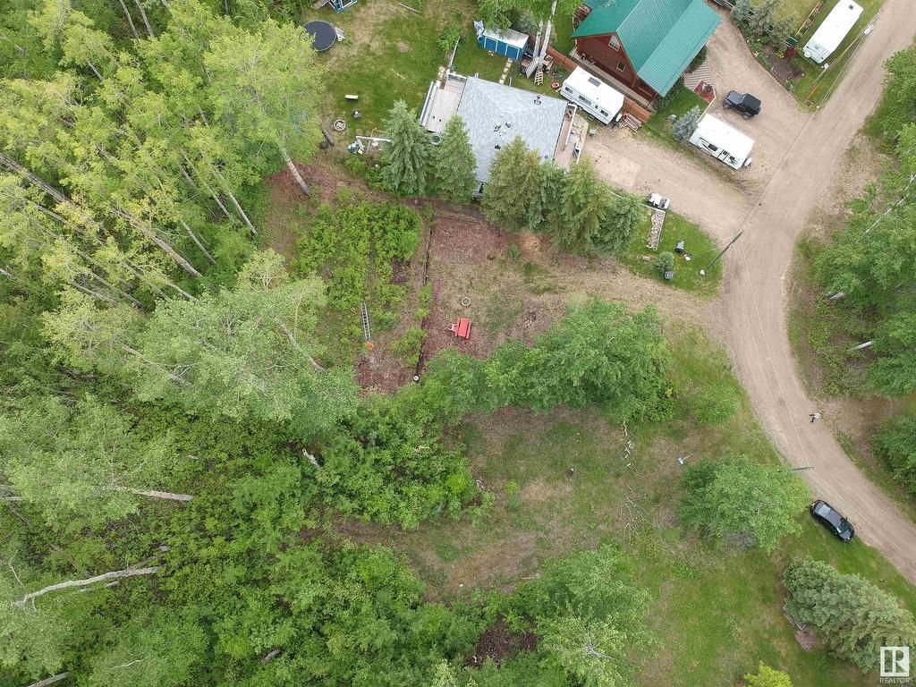 












17 HILLSIDE Crescent

,
Rural Lac Ste. Anne County,







AB
T0E 0A0

