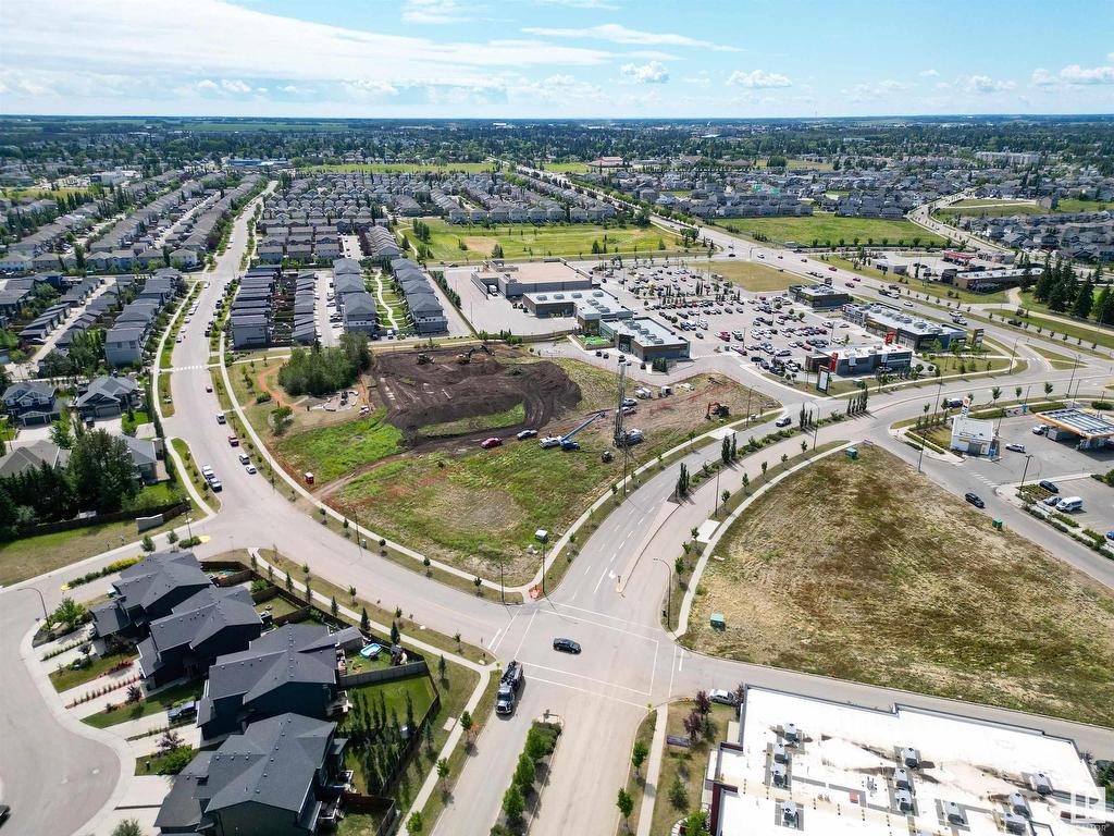 












11 Westwind Drive

,
Spruce Grove,




AB
T7X 0V6

