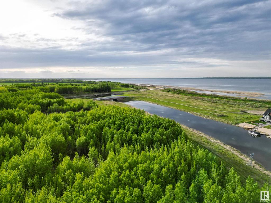 












37 3410 STE. ANNE Trail

,
Rural Lac Ste. Anne County,




AB
T0E 0A1

