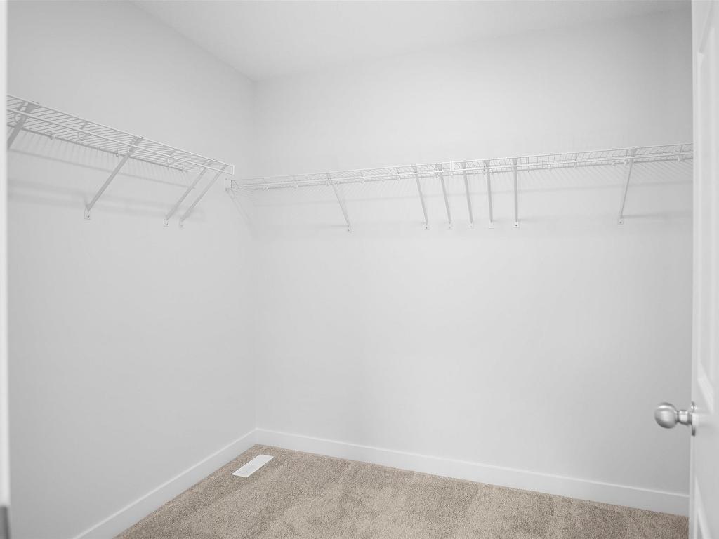 












2124 210 Street

,
Edmonton,




AB
T6M 1P7

