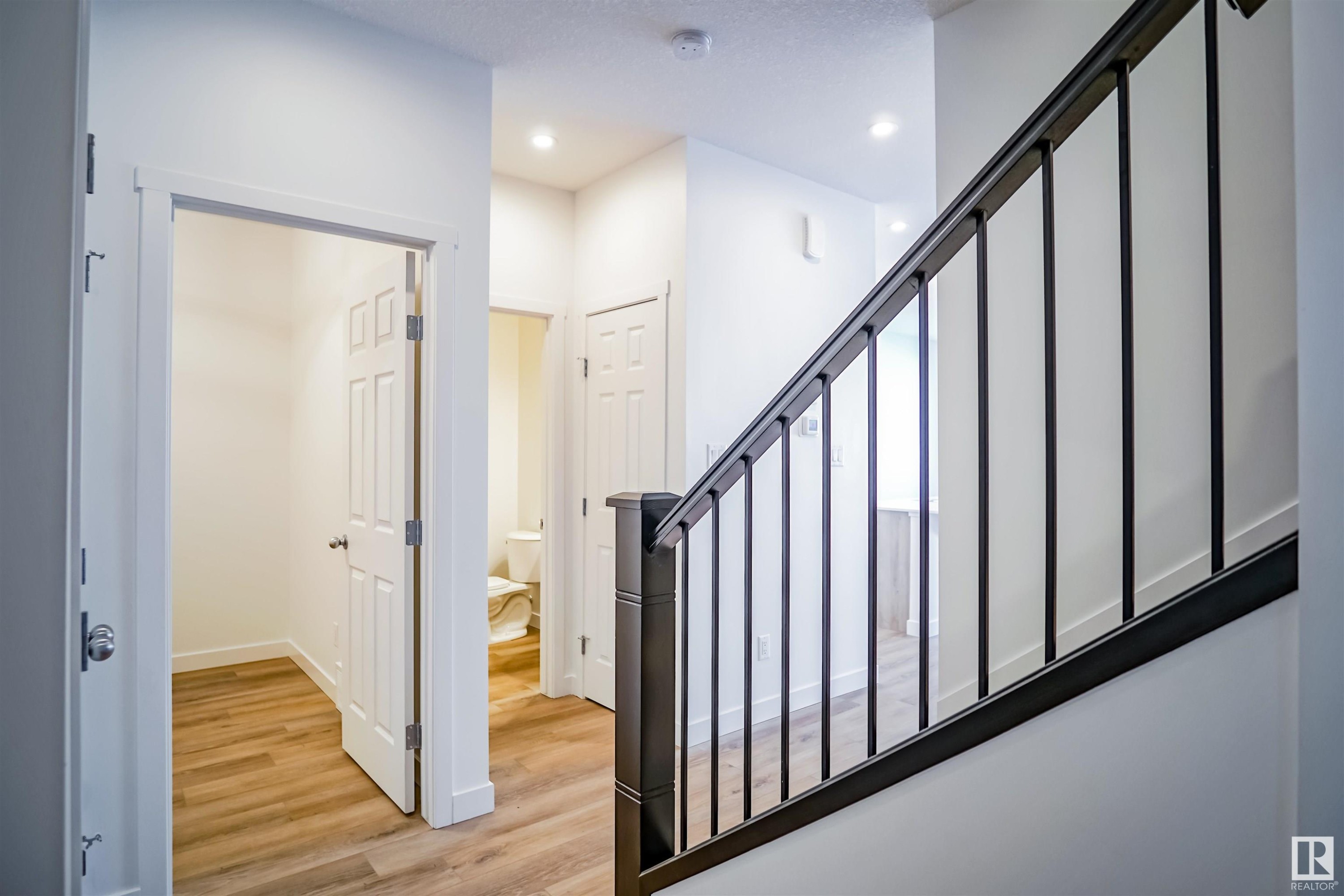 












1724 WESTERRA Wynd

,
Stony Plain,




AB
T7X 0Y6

