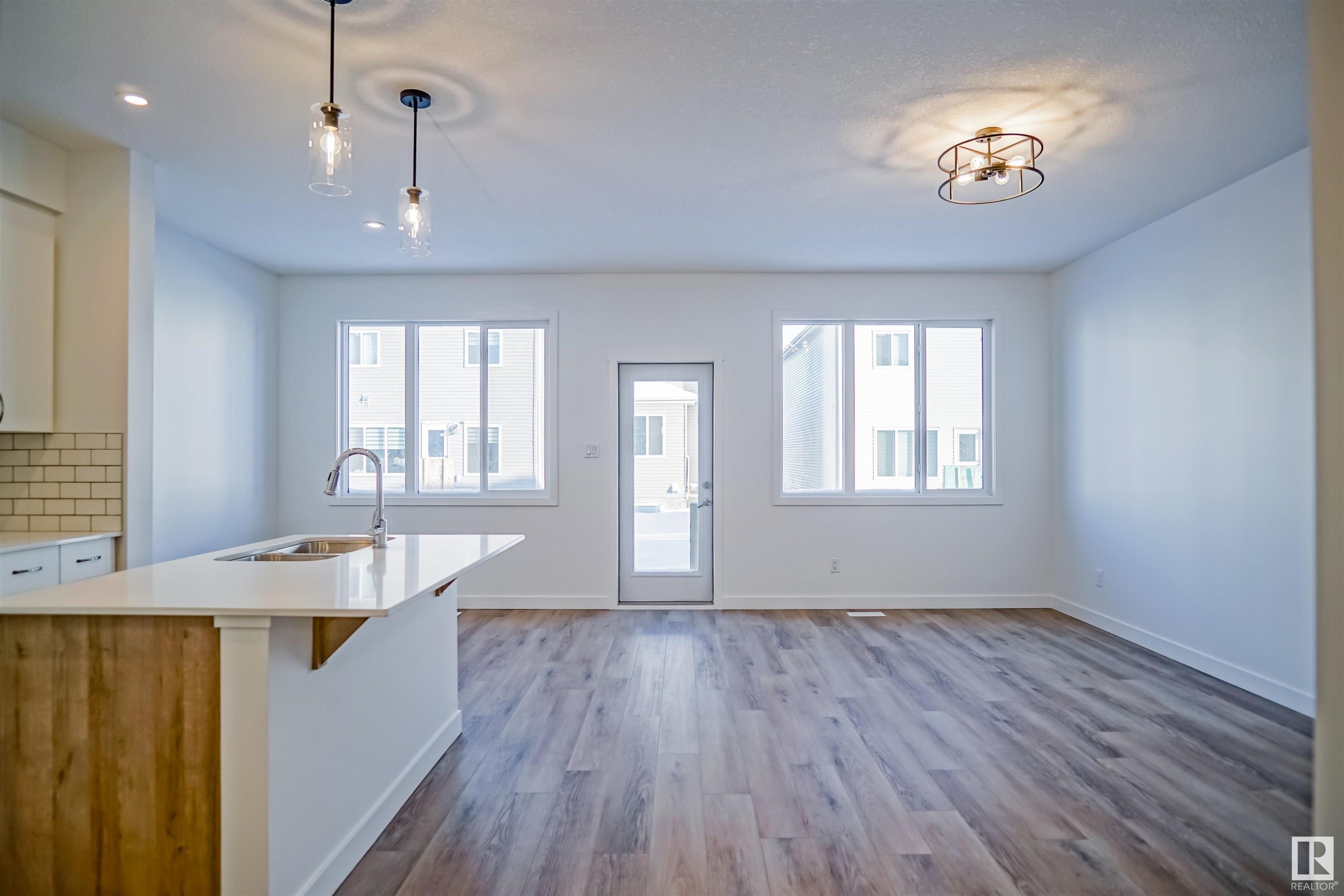 












1724 WESTERRA Wynd

,
Stony Plain,




AB
T7X 0Y6

