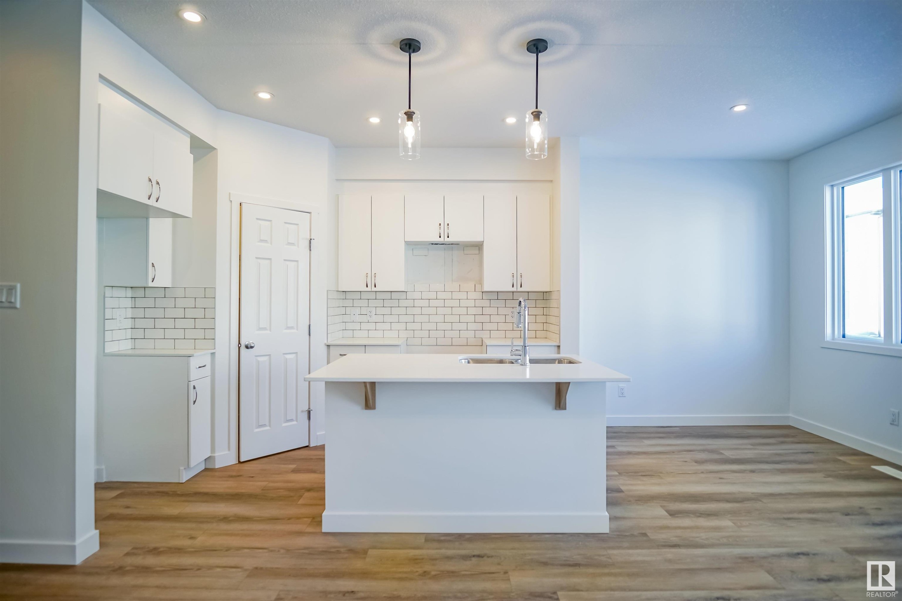 












1724 WESTERRA Wynd

,
Stony Plain,




AB
T7X 0Y6


