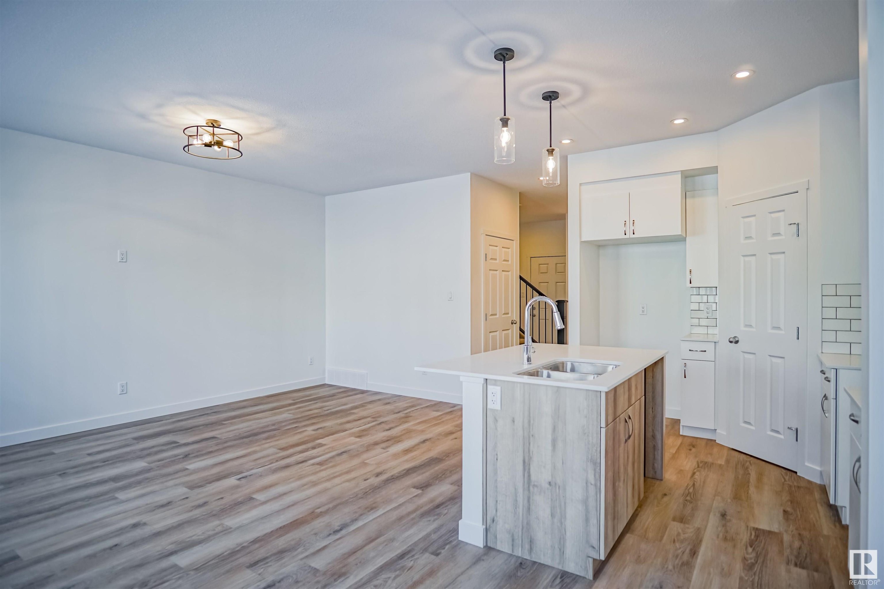 












1724 WESTERRA Wynd

,
Stony Plain,




AB
T7X 0Y6

