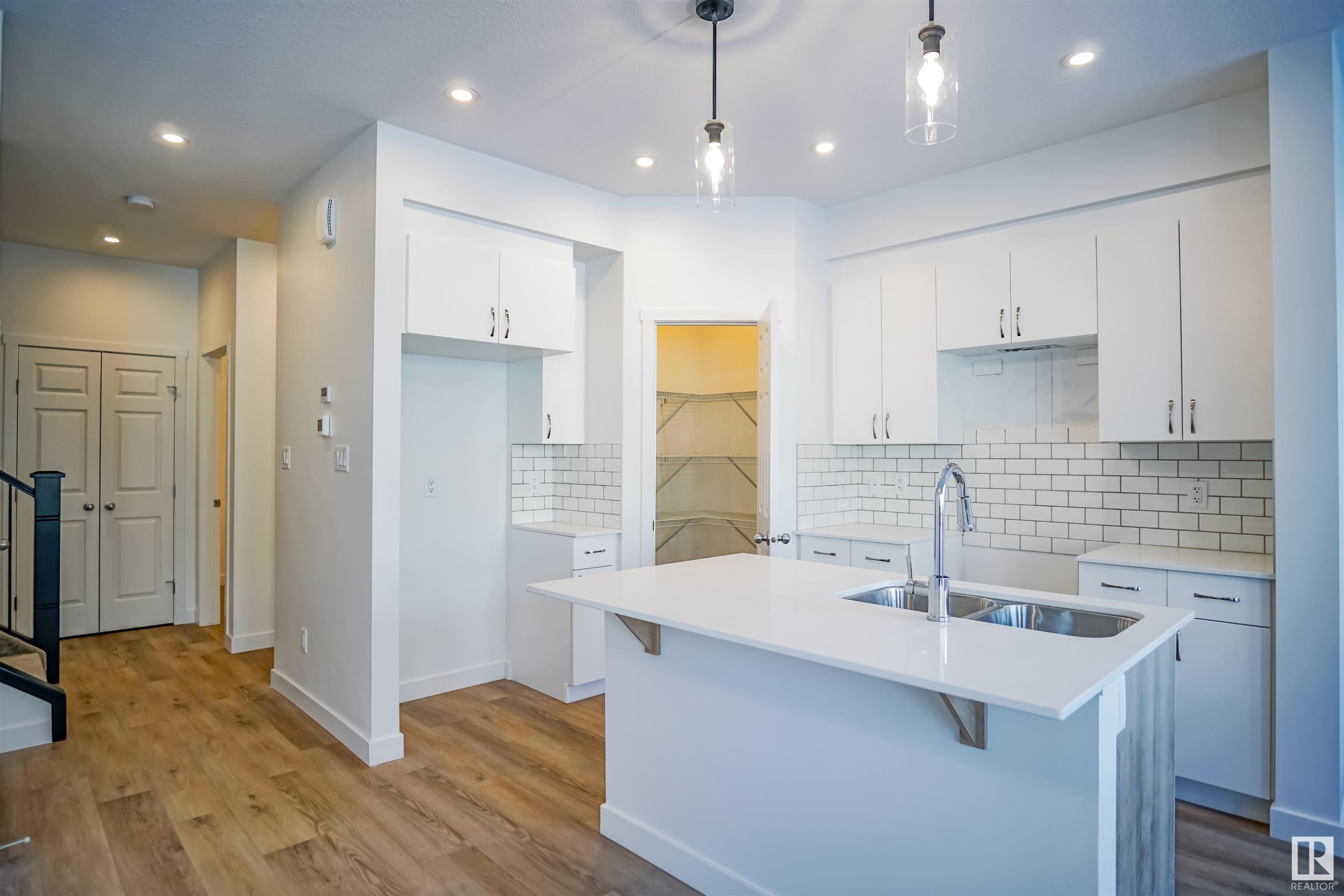 












1724 WESTERRA Wynd

,
Stony Plain,




AB
T7X 0Y6

