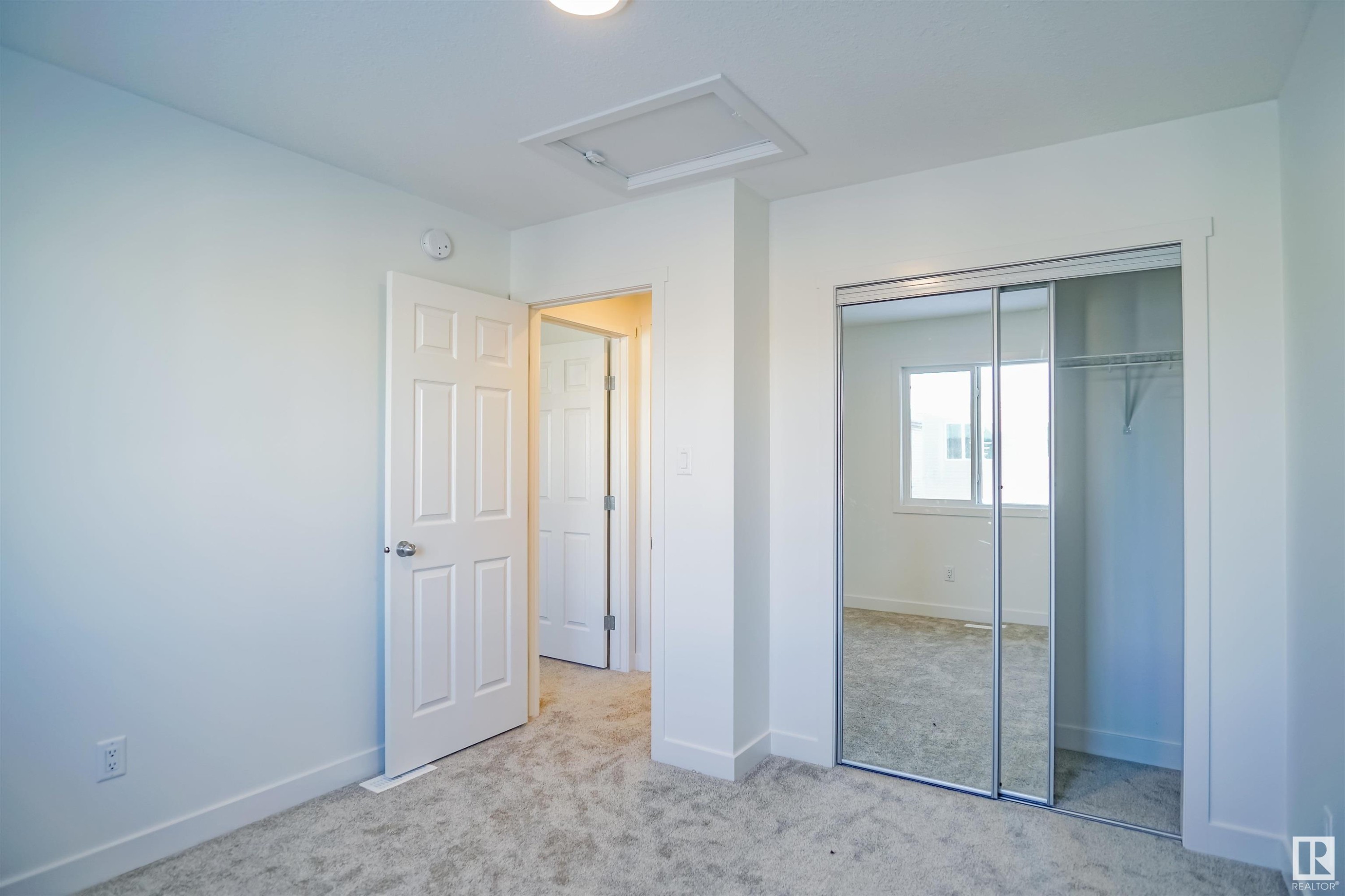 












1724 WESTERRA Wynd

,
Stony Plain,




AB
T7X 0Y6

