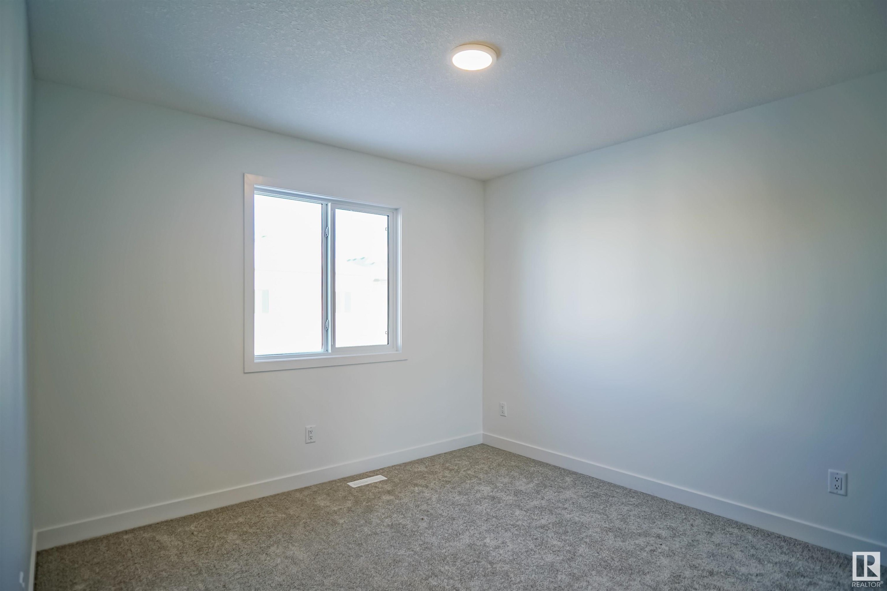 












1724 WESTERRA Wynd

,
Stony Plain,




AB
T7X 0Y6

