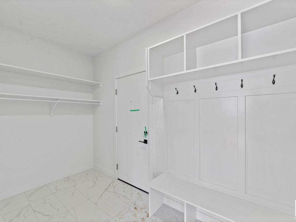 












5803 Kootook Link

,
Edmonton,




AB
T6W 4Z6

