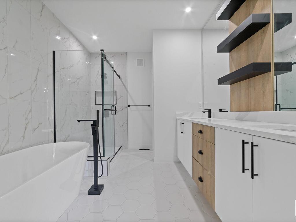 












5803 Kootook Link

,
Edmonton,




AB
T6W 4Z6

