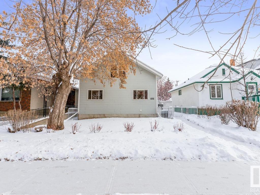 












11321 102 Street

,
Edmonton,




AB
T5G 2E5

