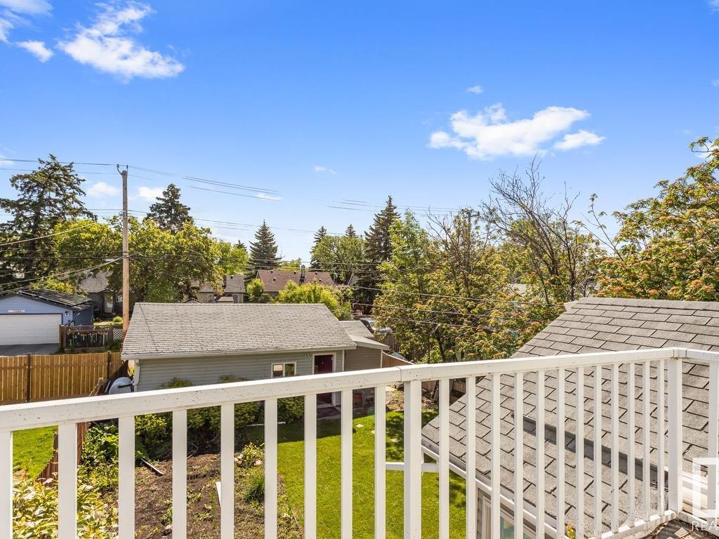 












11321 102 Street

,
Edmonton,




AB
T5G 2E5

