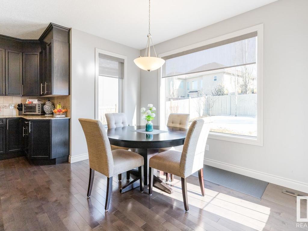 












2043 CAMERON RAVINE Way

,
Edmonton,




AB
T6M 0L2

