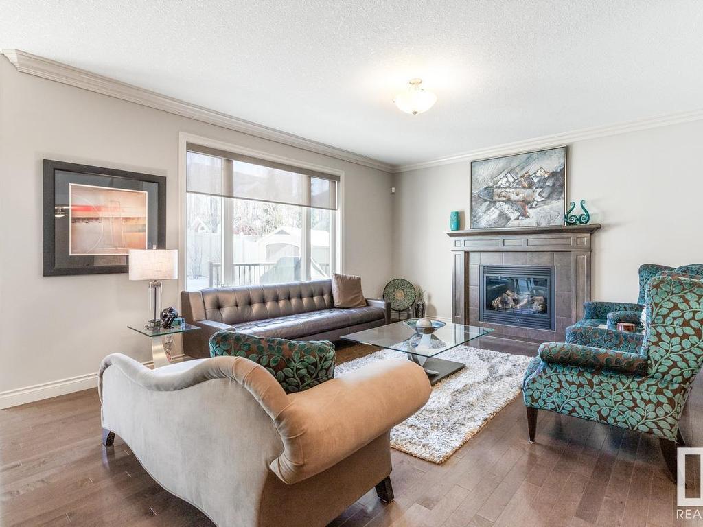 












2043 CAMERON RAVINE Way

,
Edmonton,




AB
T6M 0L2

