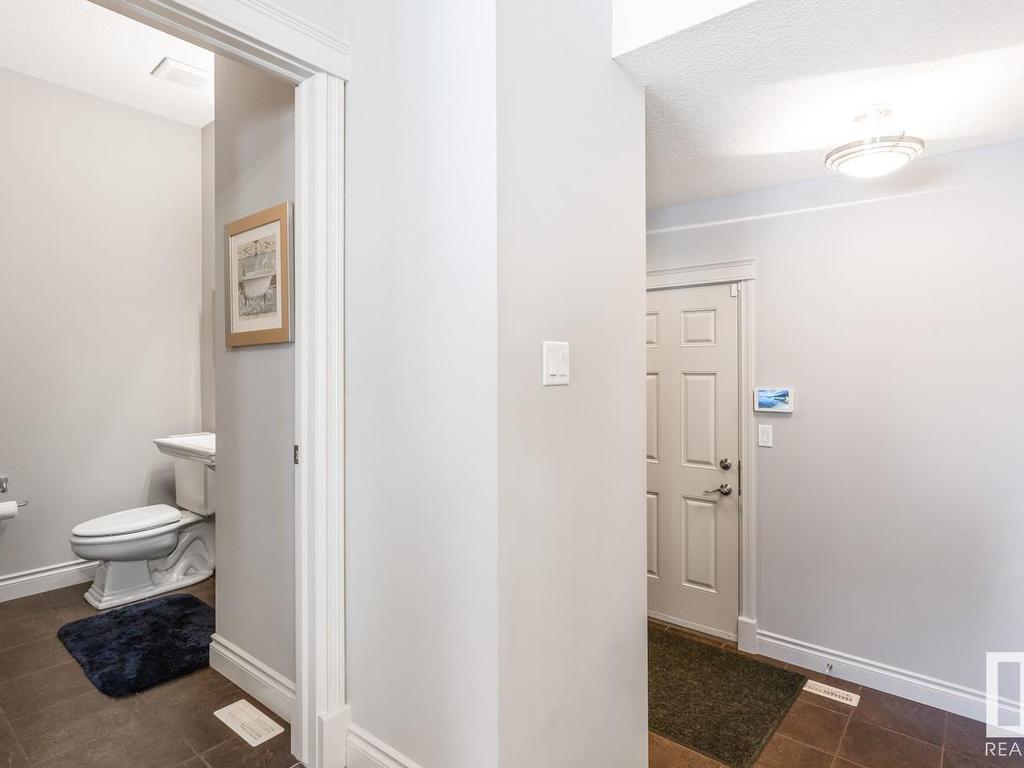 












2043 CAMERON RAVINE Way

,
Edmonton,




AB
T6M 0L2

