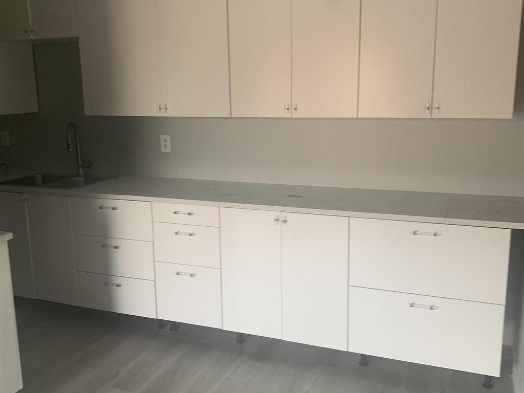 












202 3720 118 Avenue

,
Edmonton,




AB
T5W 0Z6

