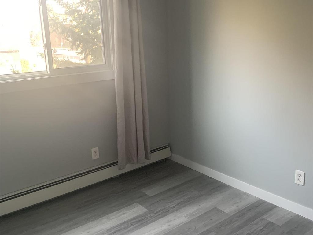 












202 3720 118 Avenue

,
Edmonton,




AB
T5W 0Z6

