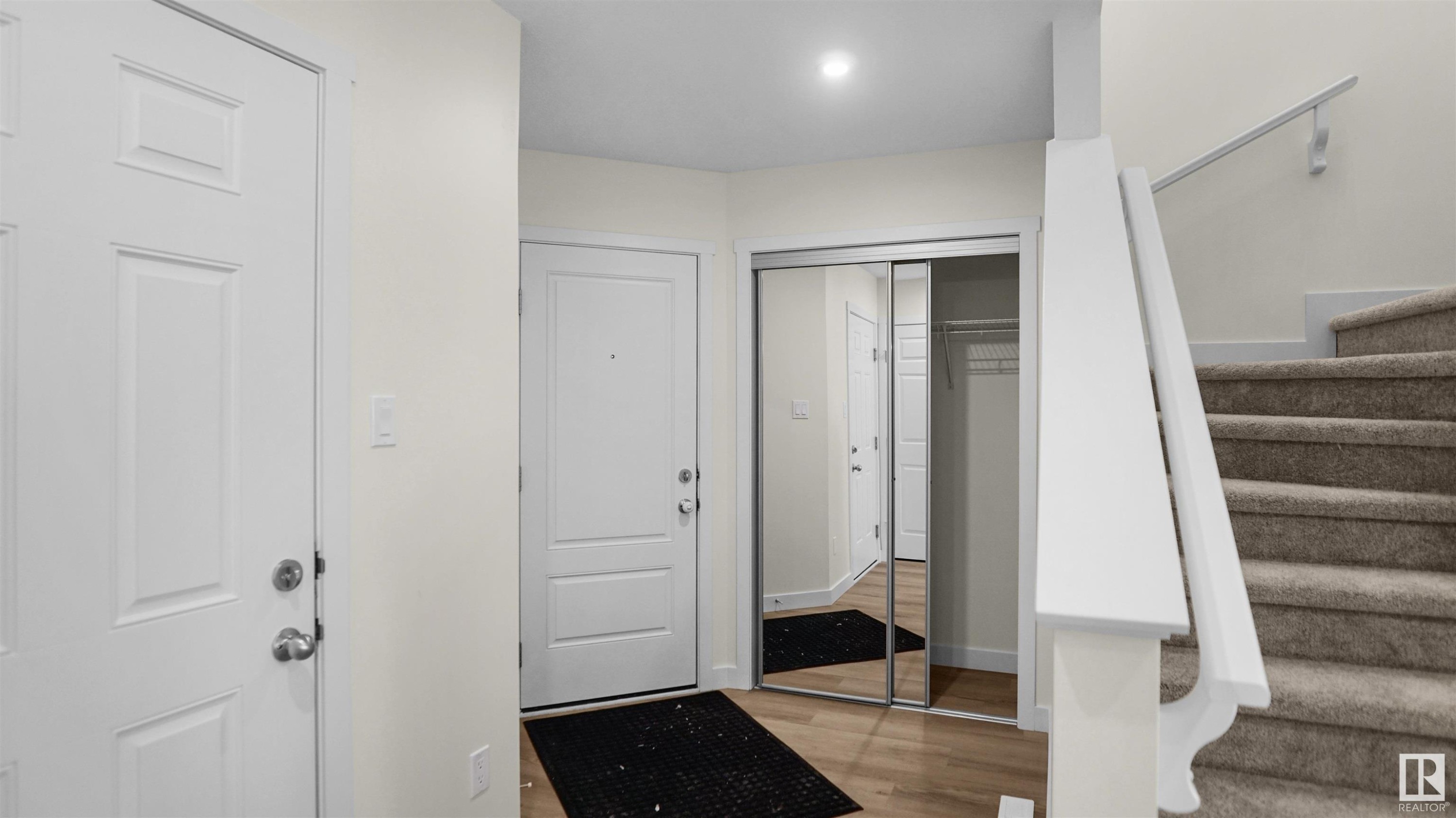 












19022 29 Avenue

,
Edmonton,




AB
T6M 3B5

