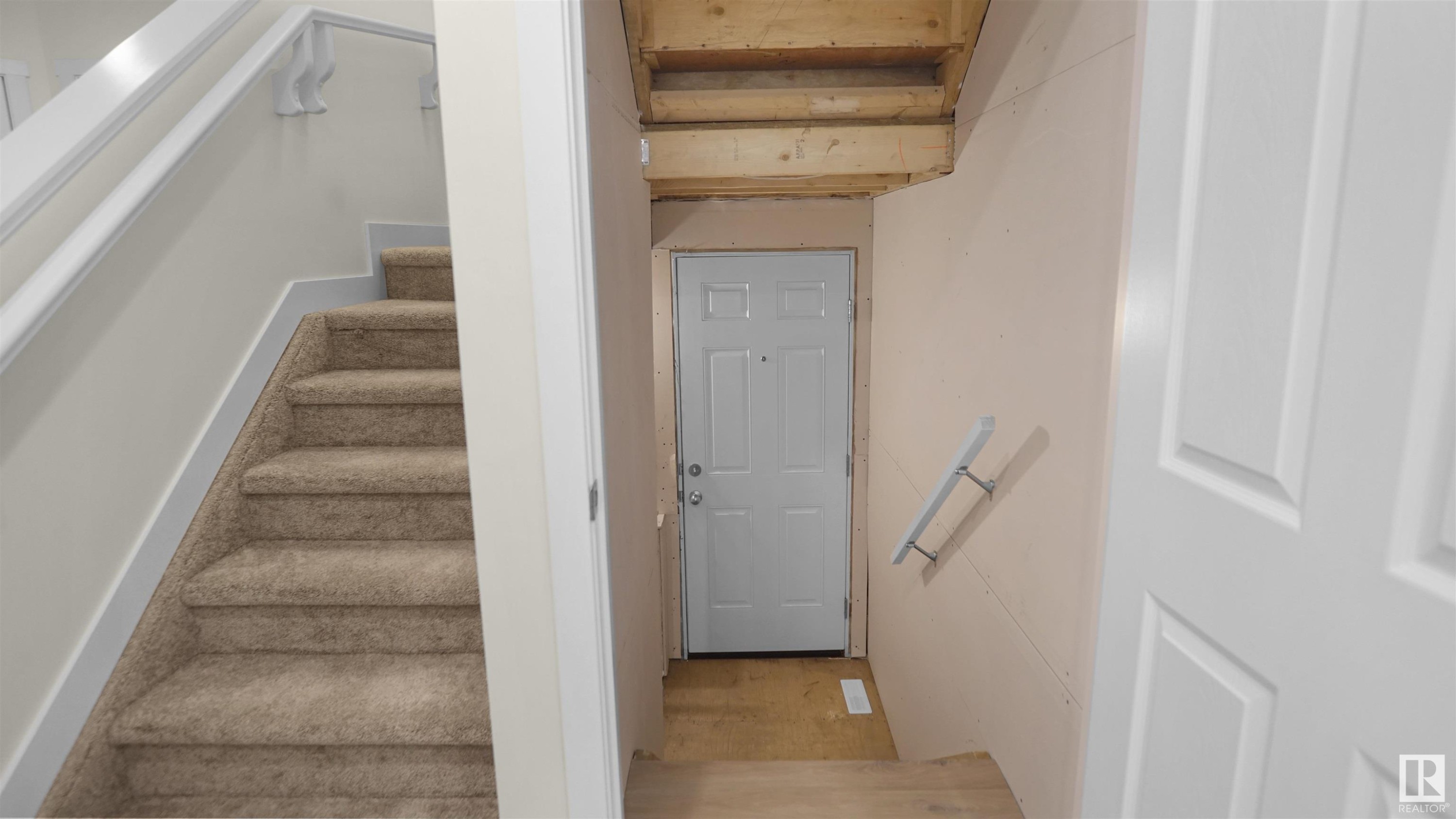 












19022 29 Avenue

,
Edmonton,




AB
T6M 3B5

