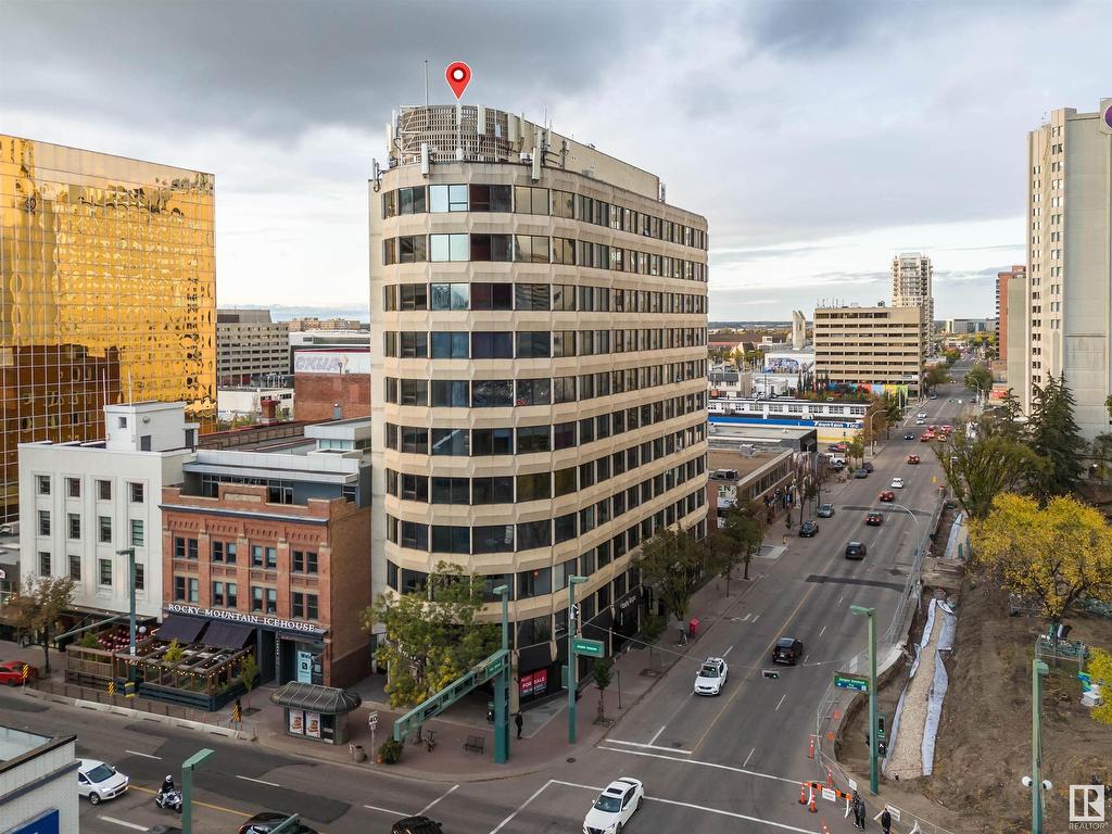 












801 10106 105 Street

,
Edmonton,




AB
T5J 5E7

