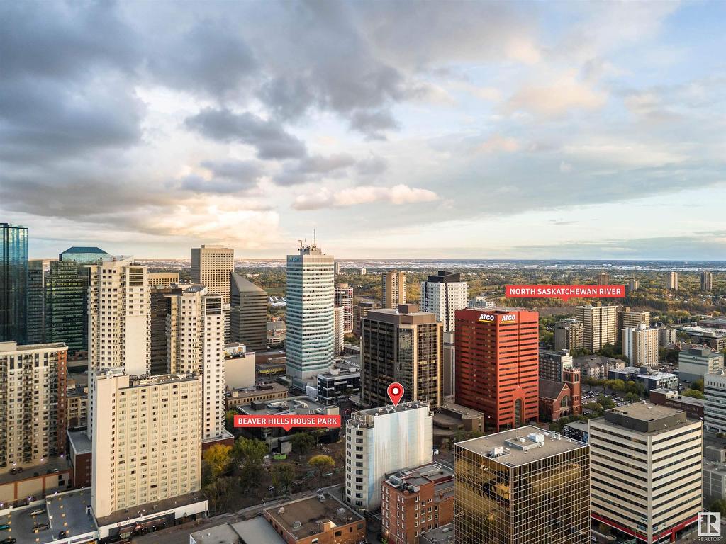 












801 10106 105 Street

,
Edmonton,




AB
T5J 5E7

