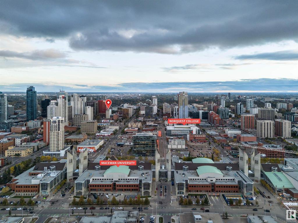 












801 10106 105 Street

,
Edmonton,




AB
T5J 5E7

