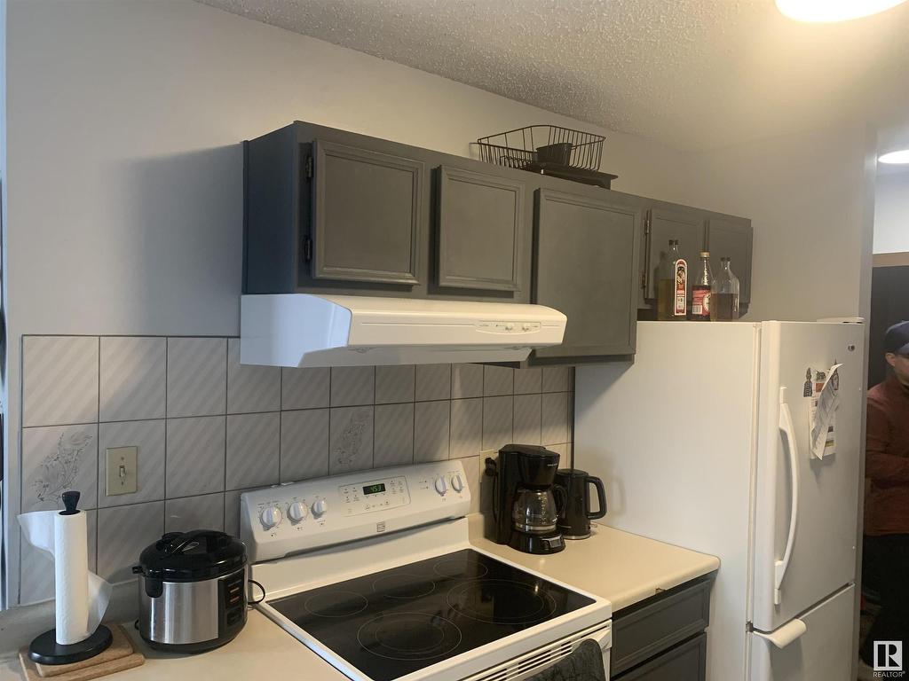 












406 11115 74 Street

,
Edmonton,




AB
T5B 4S4

