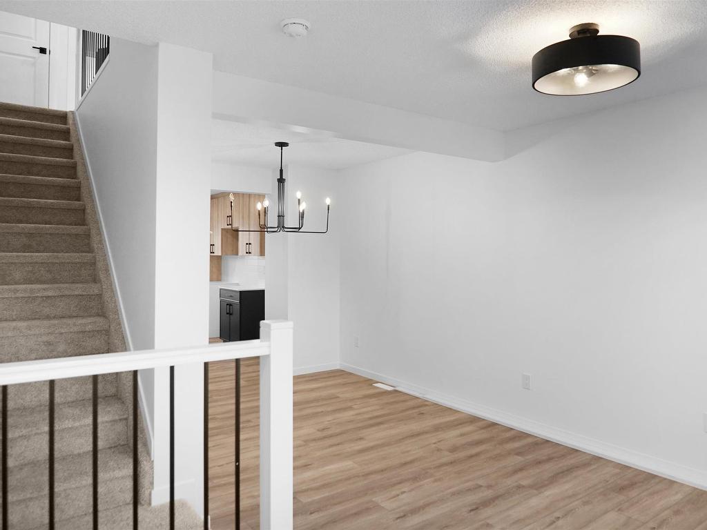 












32 1009 Cy Becker Road

,
Edmonton,




AB
T5Y 4B7


