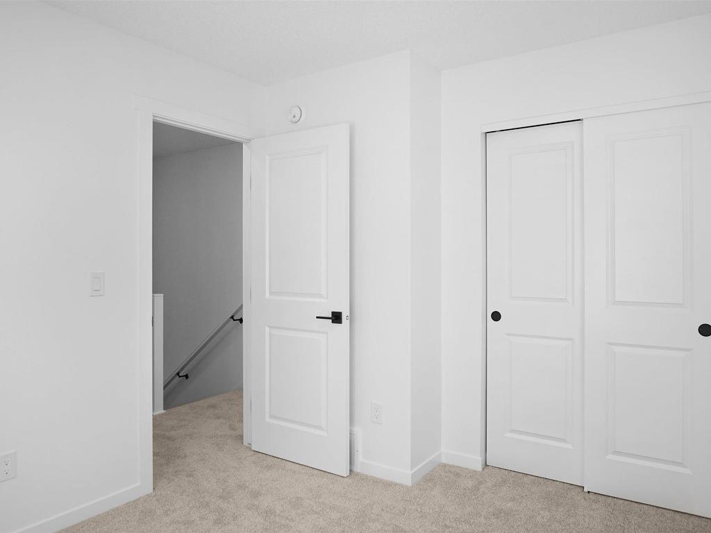 












32 1009 Cy Becker Road

,
Edmonton,




AB
T5Y 4B7

