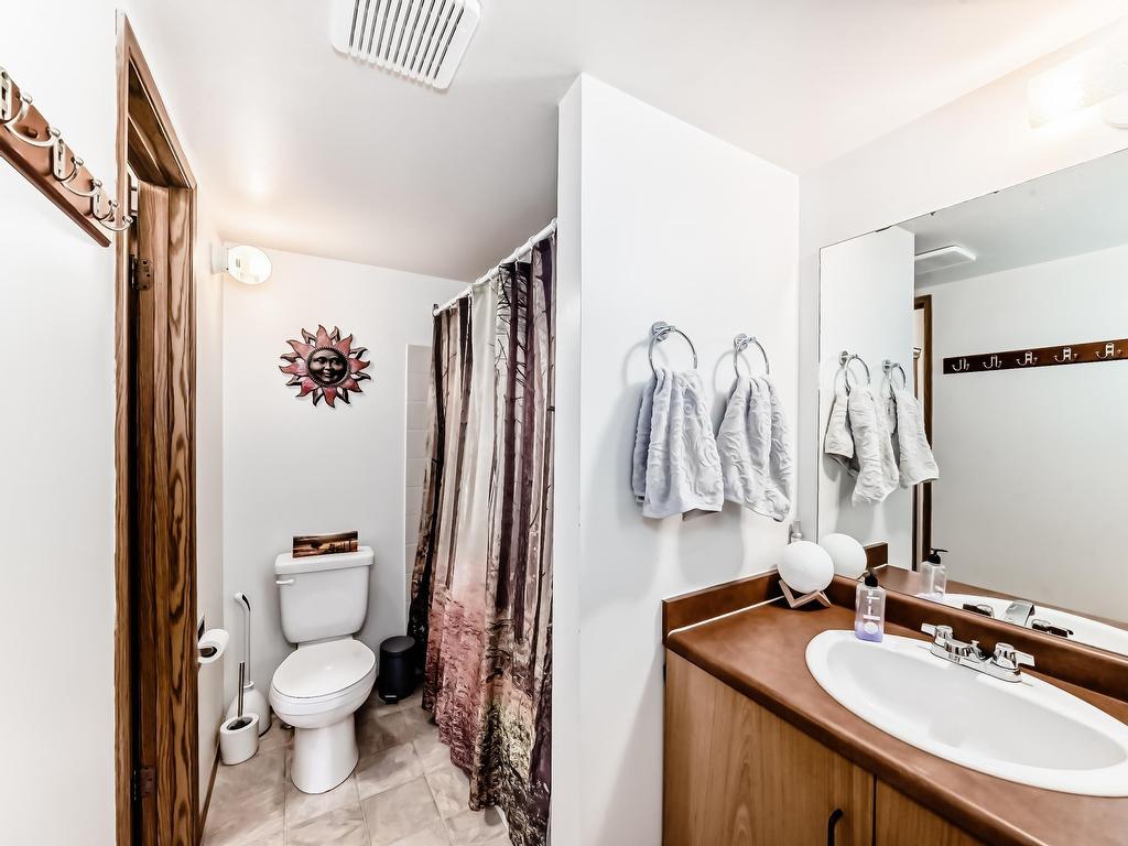 












206 42 ALPINE Place

,
St. Albert,




AB
T8N 3Y2

