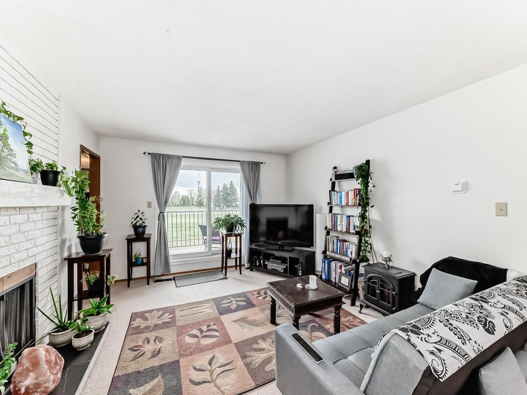 












206 42 ALPINE Place

,
St. Albert,




AB
T8N 3Y2

