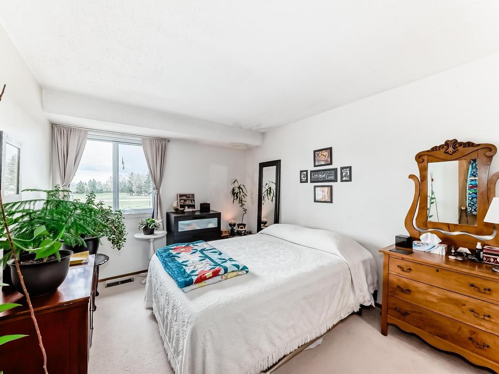 












206 42 ALPINE Place

,
St. Albert,




AB
T8N 3Y2

