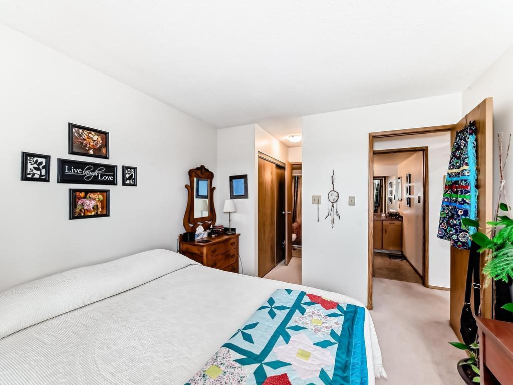 












206 42 ALPINE Place

,
St. Albert,




AB
T8N 3Y2

