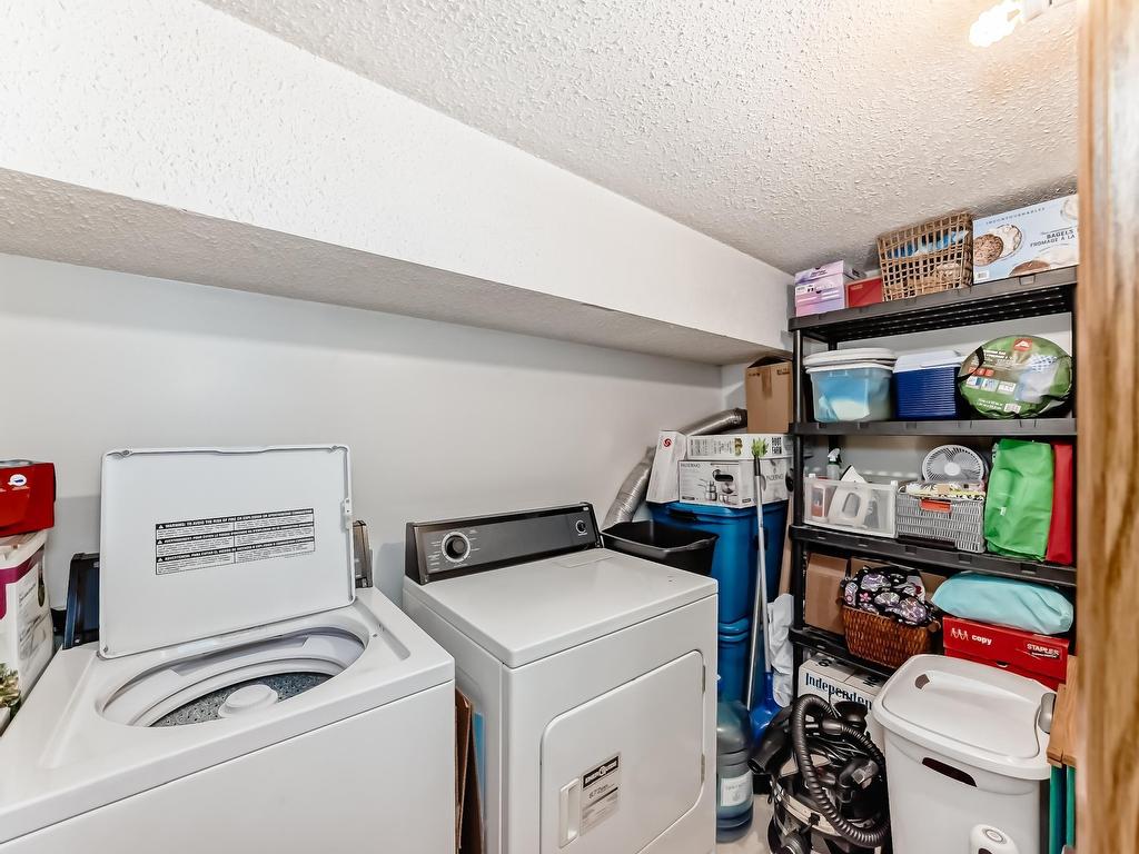 












206 42 ALPINE Place

,
St. Albert,




AB
T8N 3Y2

