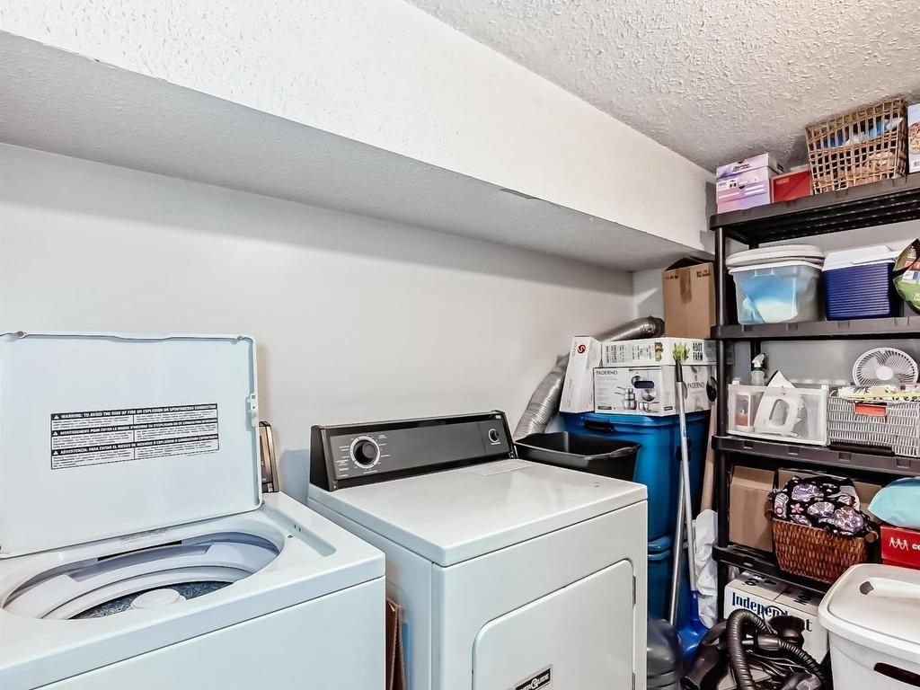 












206 42 ALPINE Place

,
St. Albert,




AB
T8N 3Y2

