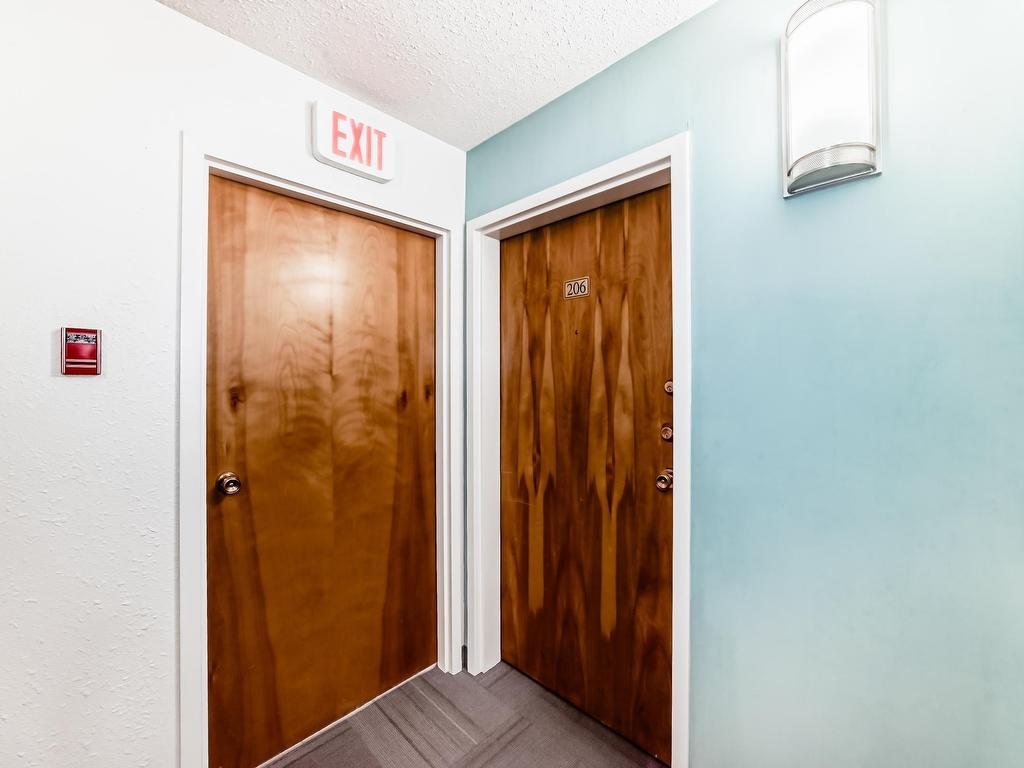 












206 42 ALPINE Place

,
St. Albert,




AB
T8N 3Y2

